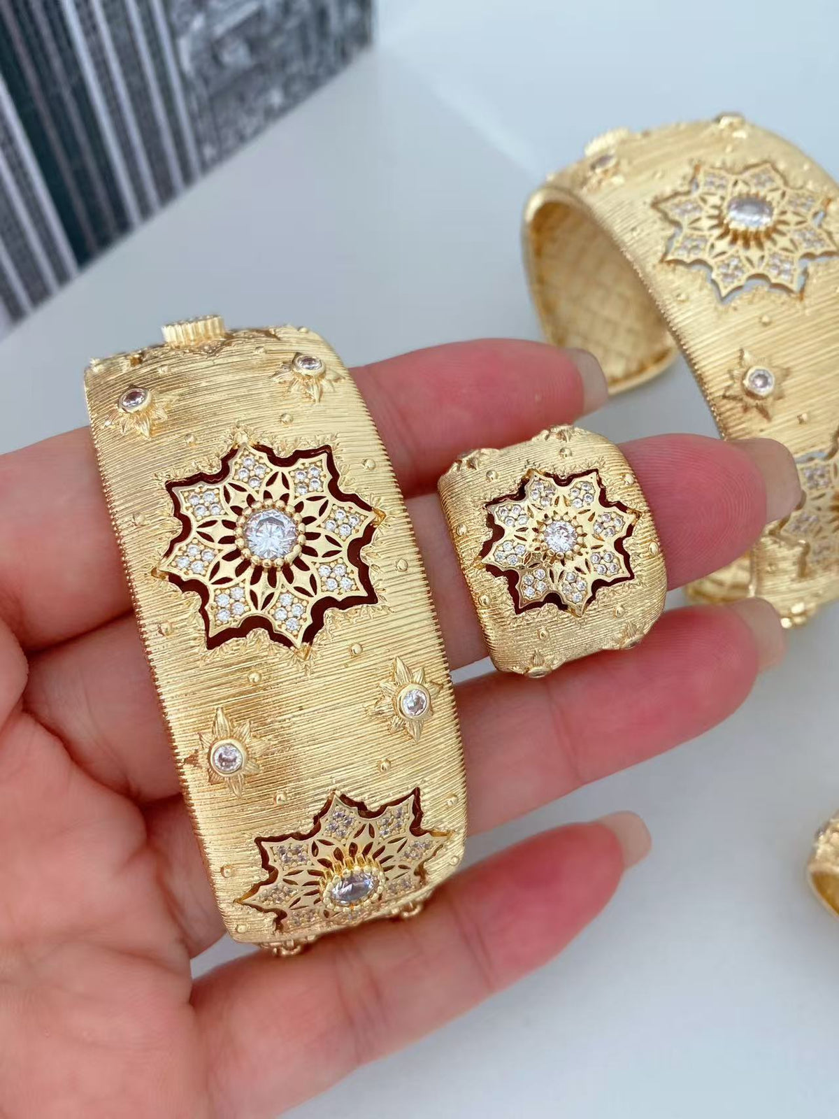 Vintage Italian Hand Brush Cubic Zirco Open Adjustable Bangle Rings, Real Gold Plated Stackable Finger Ring Jewelry Gifts