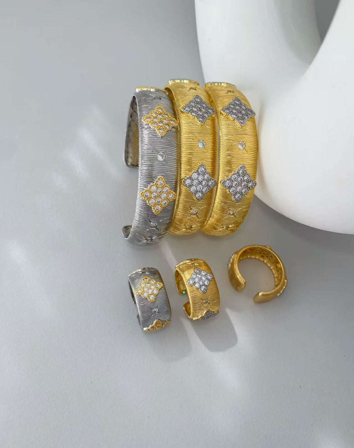 Vintage Italian Hand Brush Cubic Zirco Open Adjustable Bangle Rings, Real Gold Plated Stackable Finger Ring Jewelry Gifts