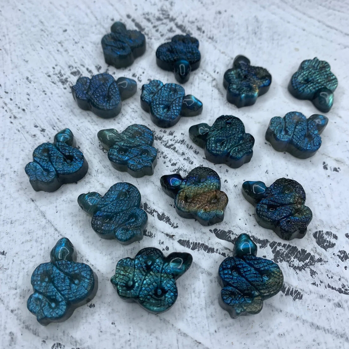 Natural Labradorite Snake Carved, Quartz Snake,Crystal Snake, Crystal Carving, Home Decoration,Energy Crystals,Crystal Heal,Crystal Gifts
