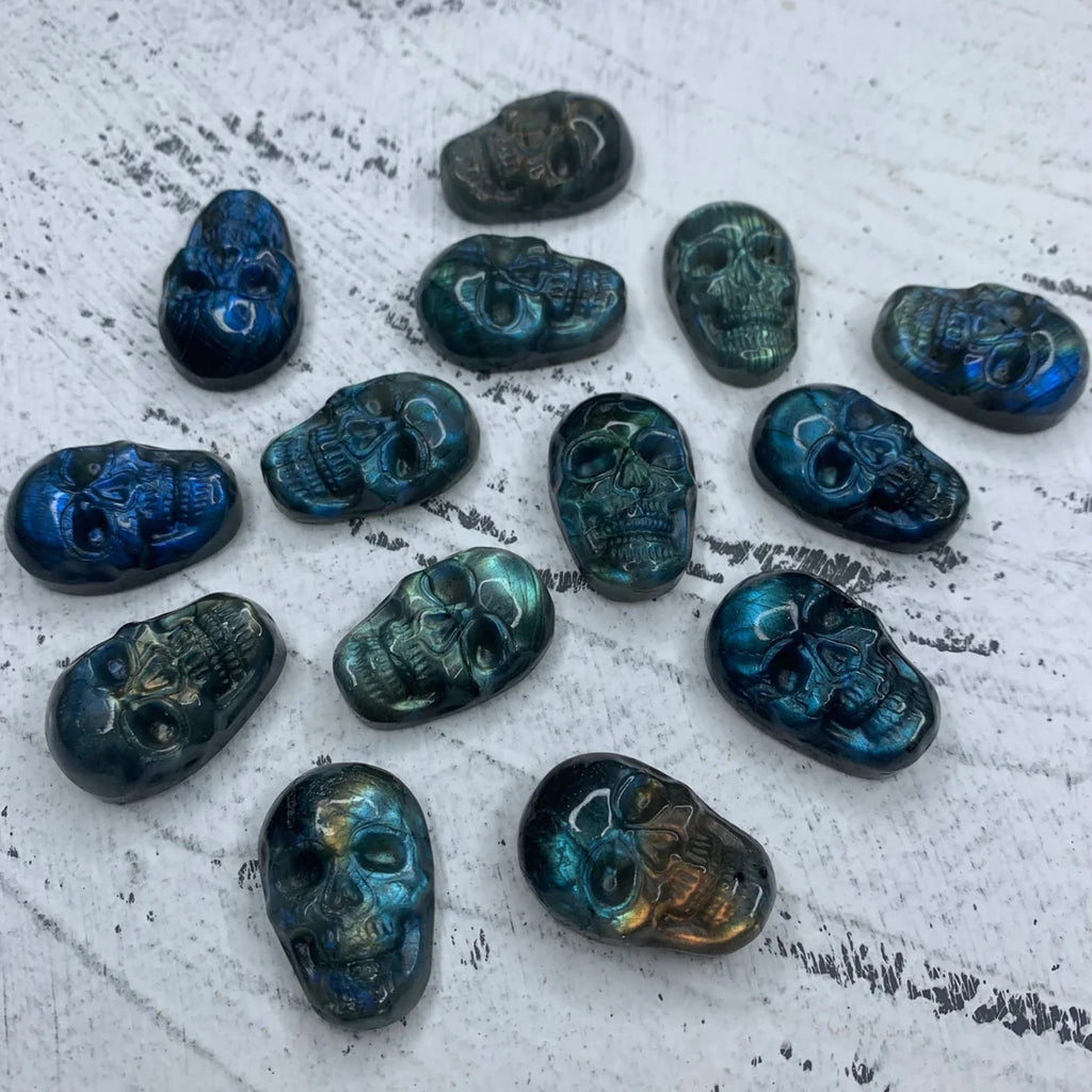 Natural Carved Labradorite Skull Pendant 1PC, Sugar Skull, for Men or Women, Healing Crystal, Gemstone Pendant 29mm