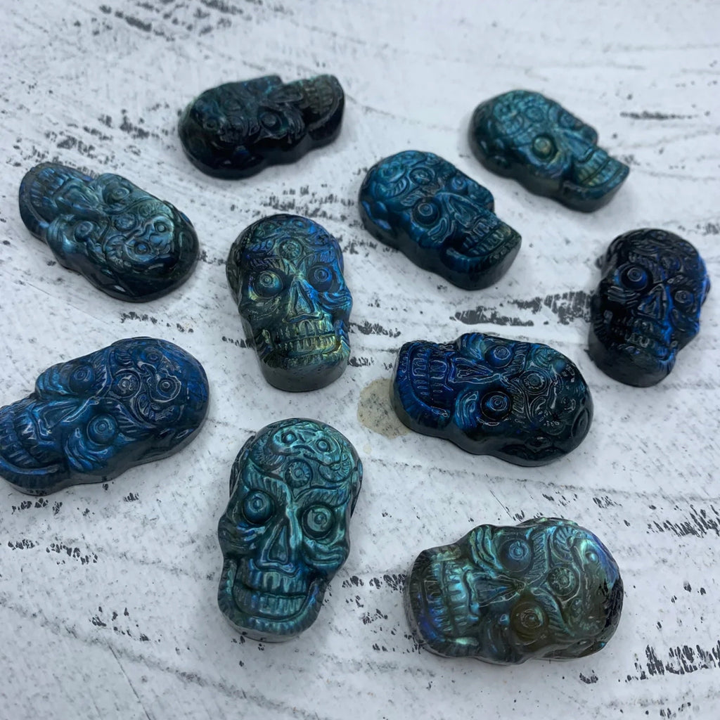 Natural Carved Labradorite Skull Pendant 1PCS, Sugar Skull, for Men or Women, Healing Crystal, Gemstone Pendant 37mm