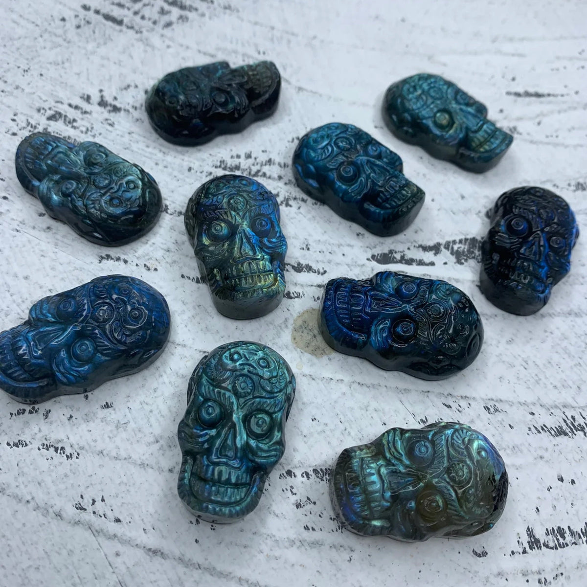 Natural Carved Labradorite Skull Pendant 1PCS, Sugar Skull, for Men or Women, Healing Crystal, Gemstone Pendant 37mm