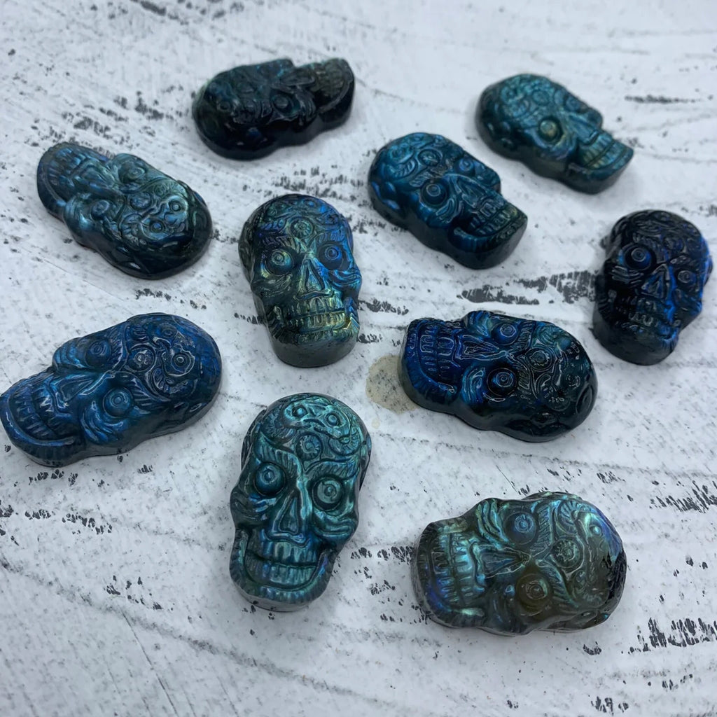Natural Carved Labradorite Skull Pendant 1PCS, Sugar Skull, for Men or Women, Healing Crystal, Gemstone Pendant 37mm