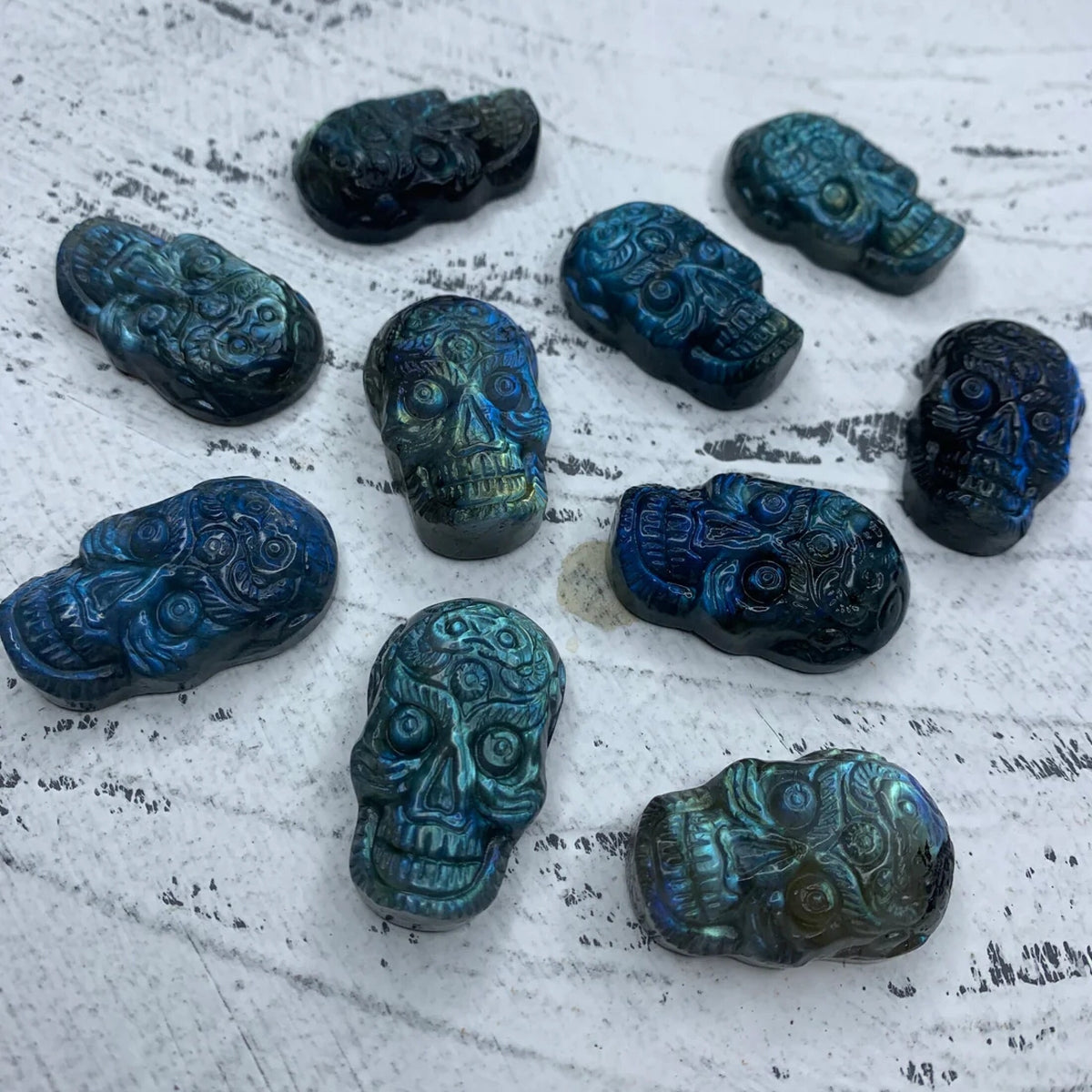 Natural Carved Labradorite Skull Pendant 1PCS, Sugar Skull, for Men or Women, Healing Crystal, Gemstone Pendant 37mm