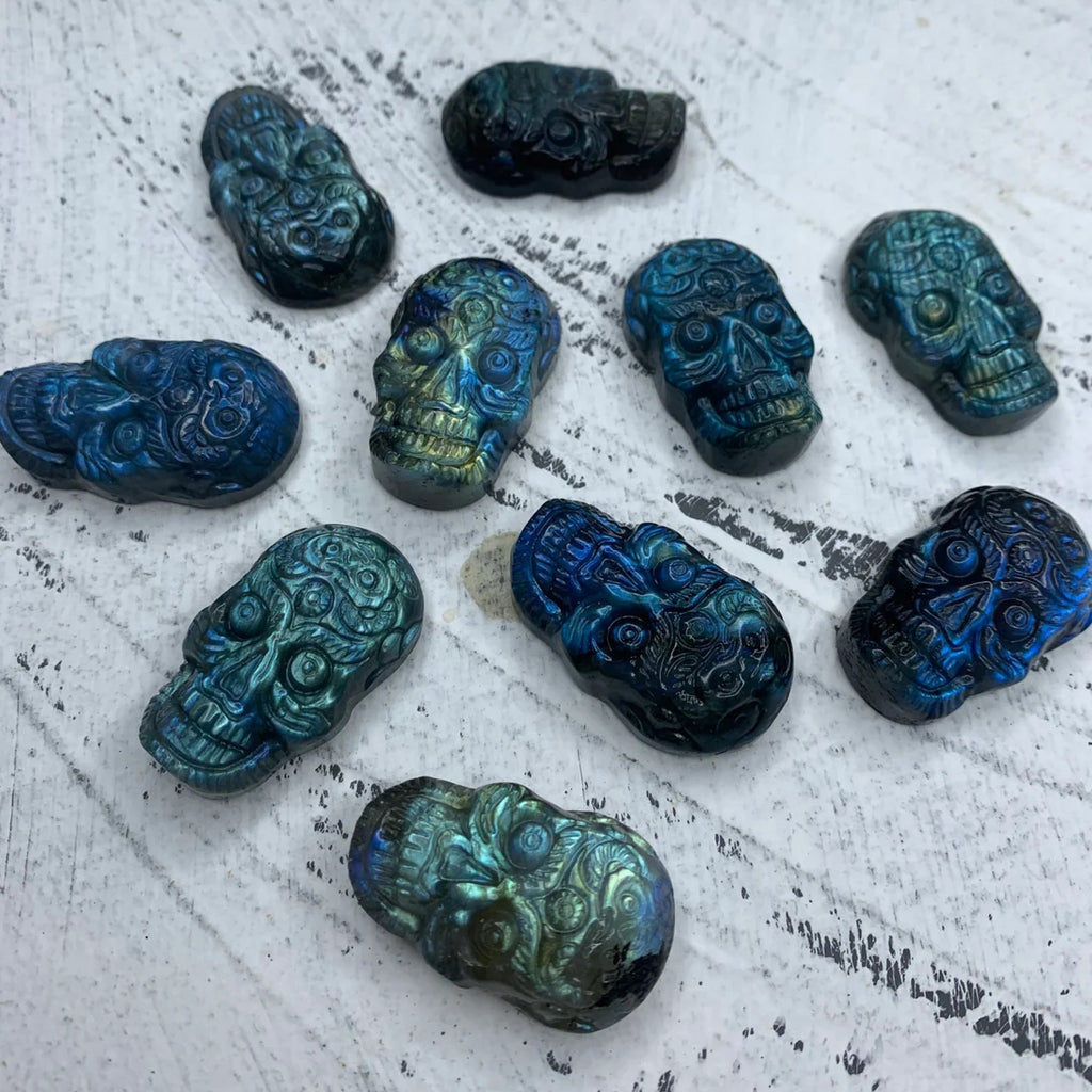 Natural Carved Labradorite Skull Pendant 1PCS, Sugar Skull, for Men or Women, Healing Crystal, Gemstone Pendant 37mm