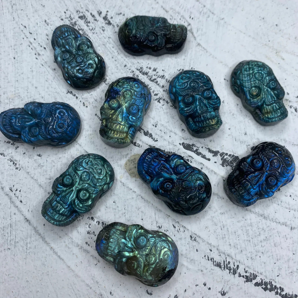 Natural Carved Labradorite Skull Pendant 1PCS, Sugar Skull, for Men or Women, Healing Crystal, Gemstone Pendant 37mm