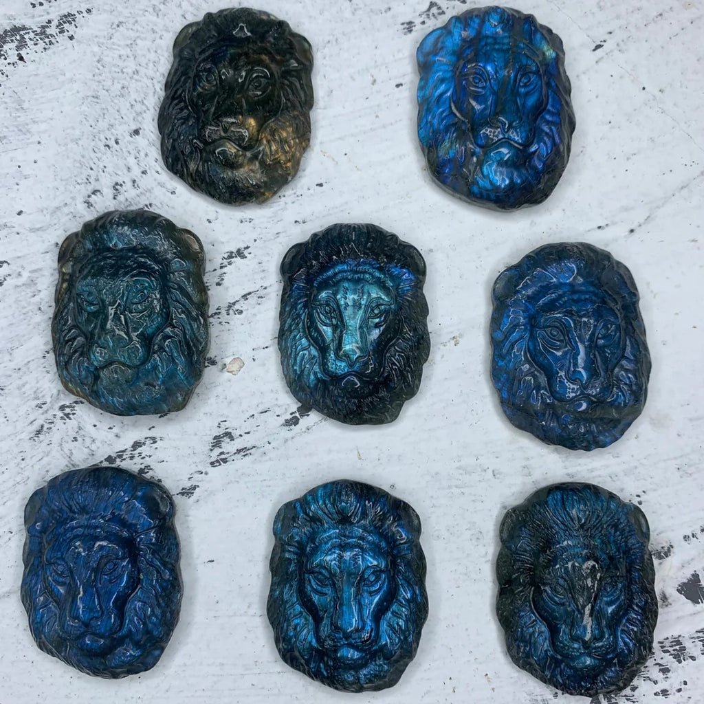 Lion Hand Carved Labradorite Pendant 1PC, Lion Pendant, Labradorite Lion, Blue Labradorite, Crystal Pendant, Animal Pendant 29mm*40mm
