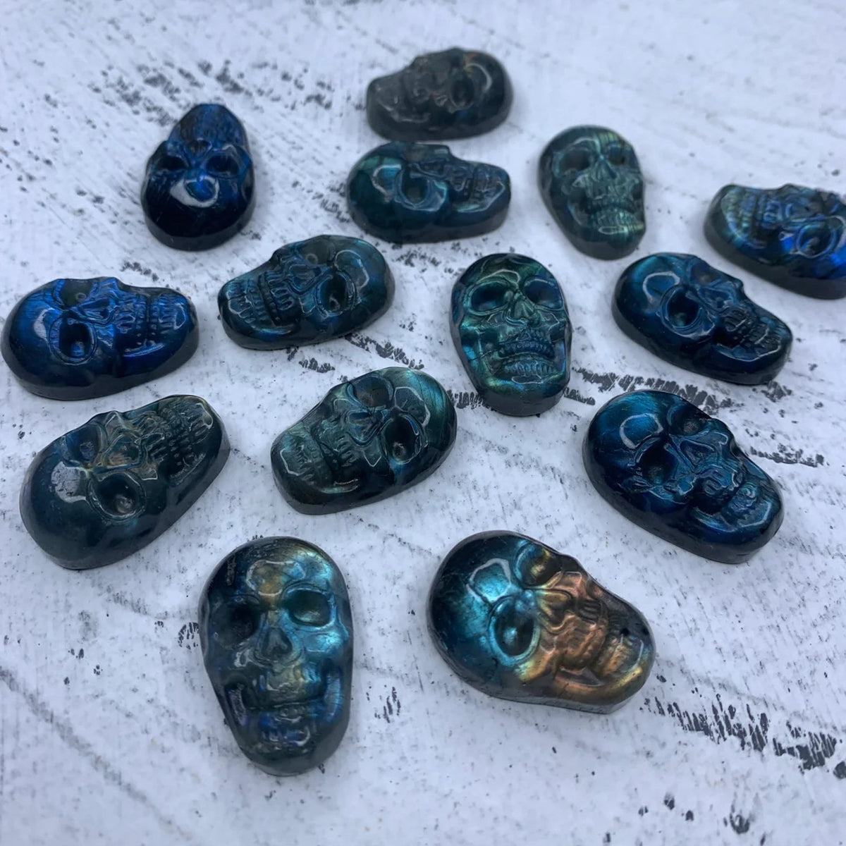 Natural Carved Labradorite Skull Pendant 1PC, Sugar Skull, for Men or Women, Healing Crystal, Gemstone Pendant 29mm