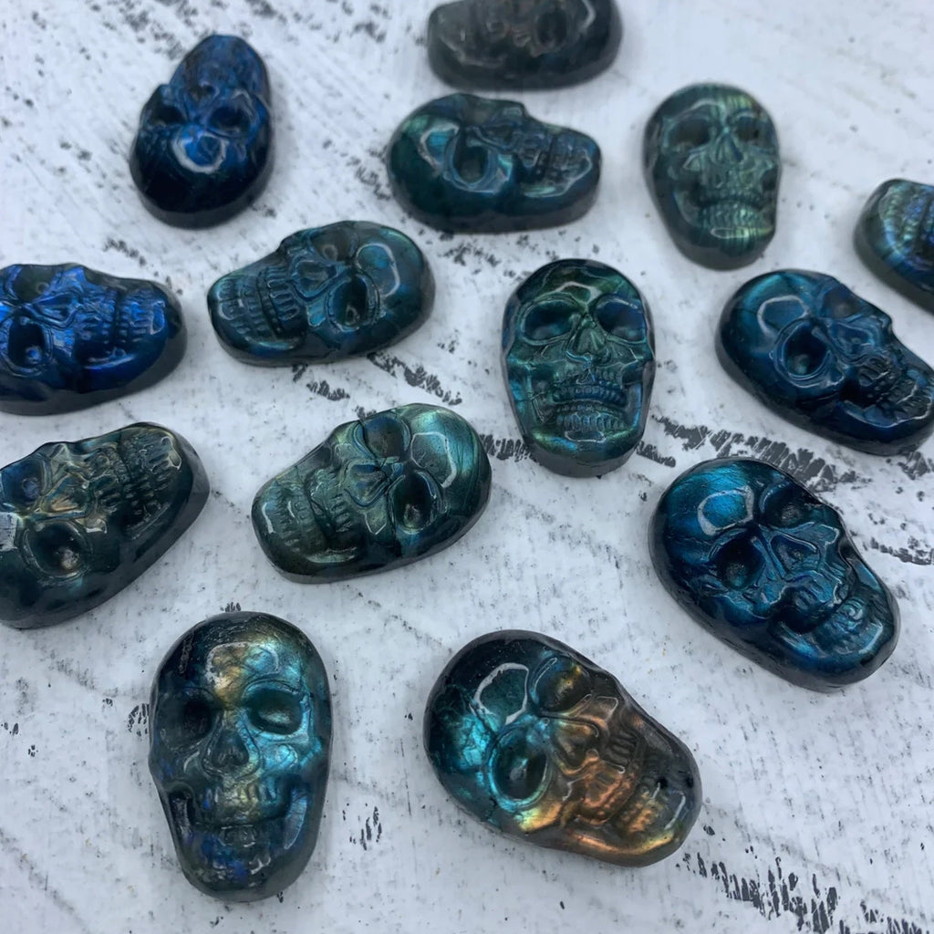 Natural Carved Labradorite Skull Pendant 1PC, Sugar Skull, for Men or Women, Healing Crystal, Gemstone Pendant 29mm
