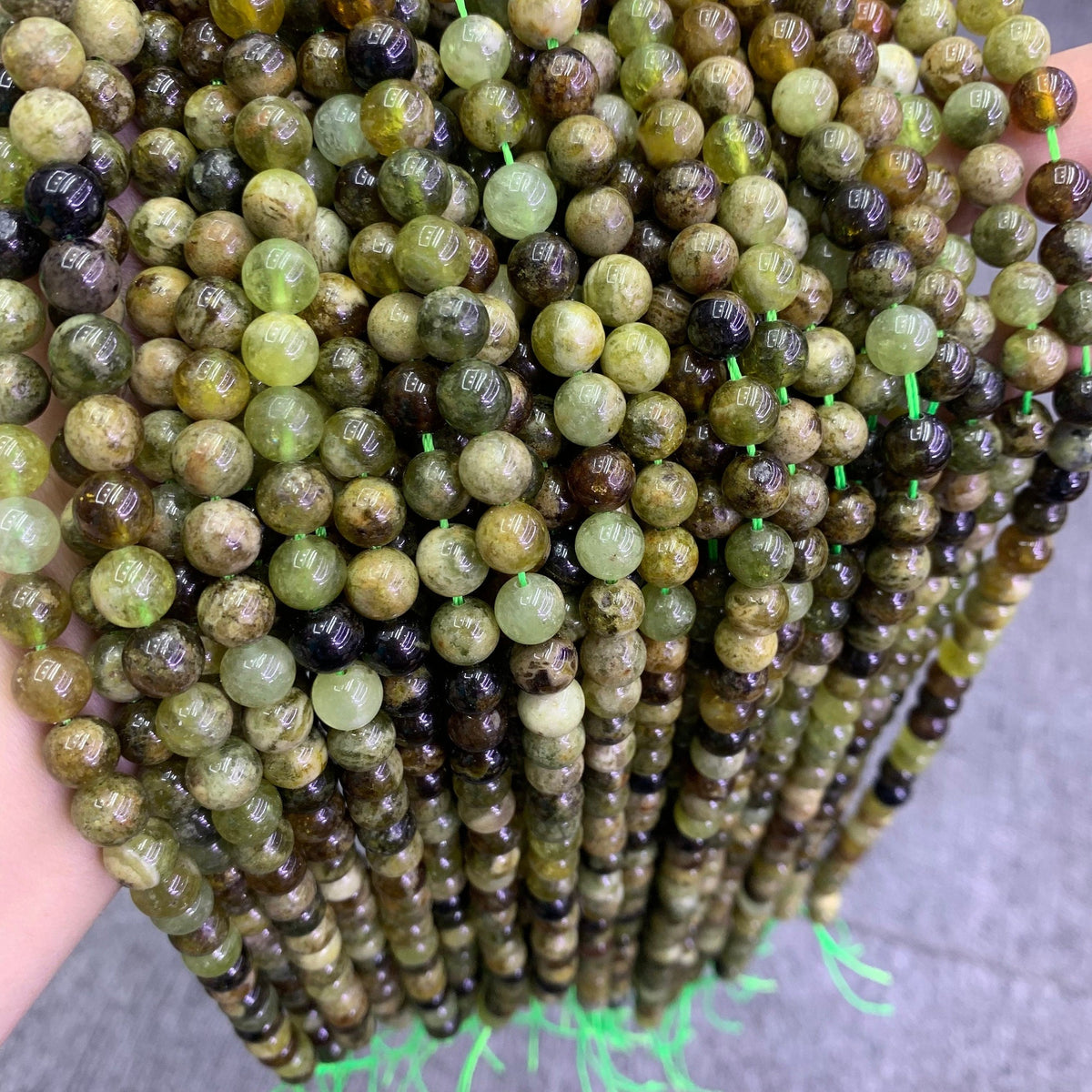 Natural Green Garnet Beads, Green Garnet Beads 6mm 8mm Gemstone Round Beads Smooth Tsavorite Garnet Stone 15.5 Inch Strand AAA