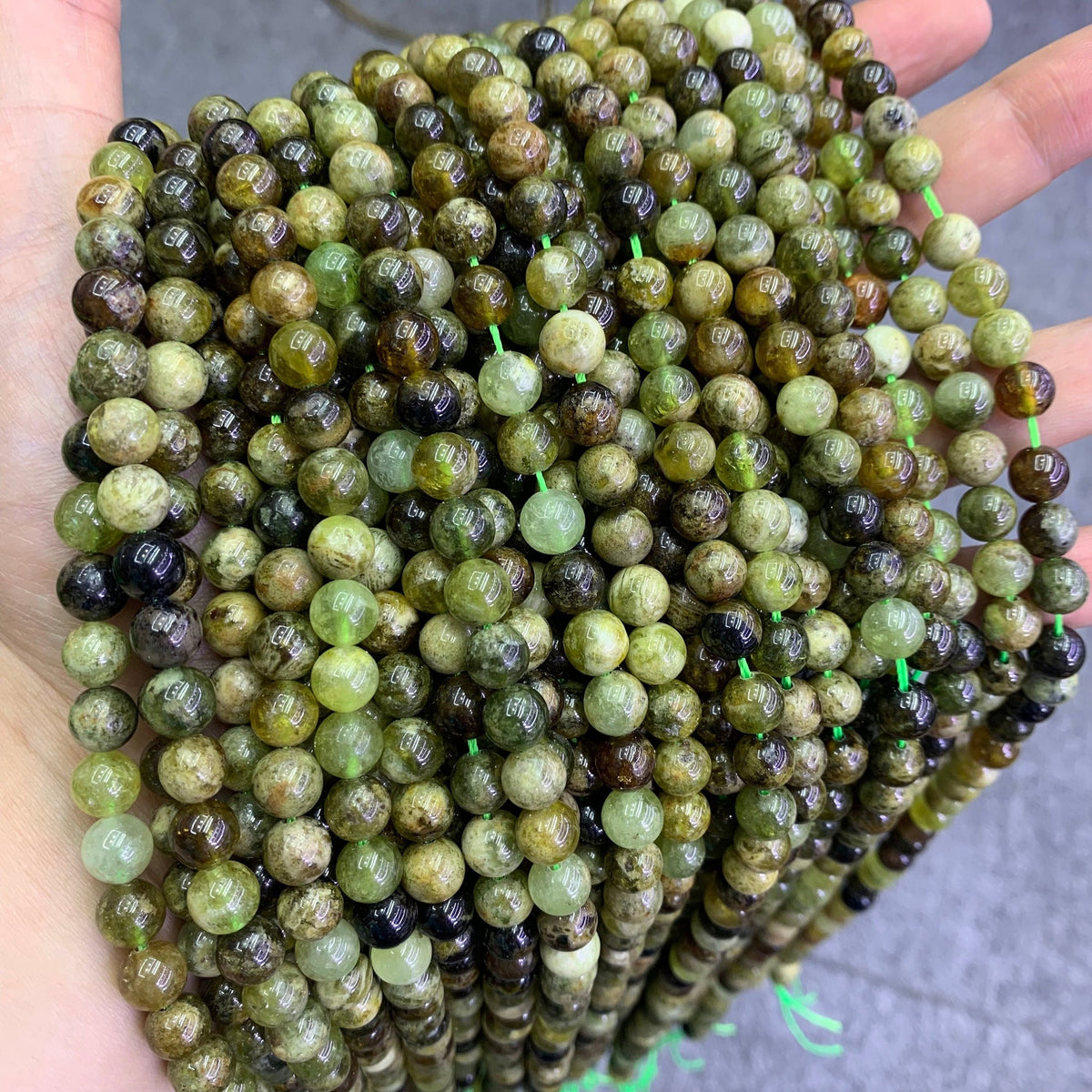 Natural Green Garnet Beads, Green Garnet Beads 6mm 8mm Gemstone Round Beads Smooth Tsavorite Garnet Stone 15.5 Inch Strand AAA