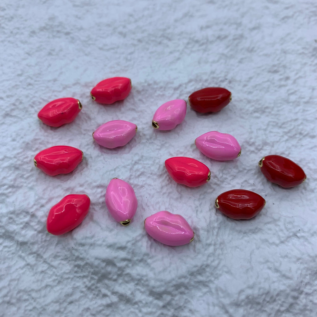 18K Enamel Red Mouth Lips Beads Pendant for Necklace,Bracelet  DIY Jewelry Making 1PCS 7x12mm