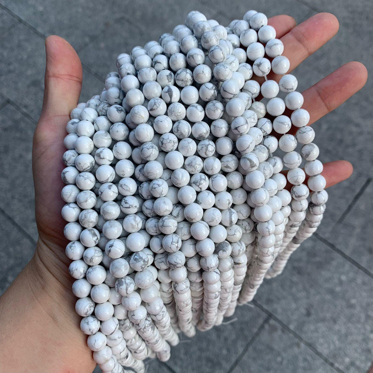 Natural Howlite Round Beads 6mm 8mm 10mm Gemstone Beads Howlite Stone Pendant Charm Supplies for Jewelry DIY Gemstone Strand 15.5"