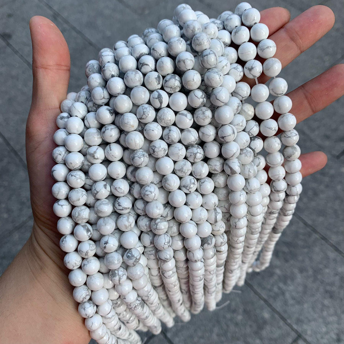 Natural Howlite Round Beads 6mm 8mm 10mm Gemstone Beads Howlite Stone Pendant Charm Supplies for Jewelry DIY Gemstone Strand 15.5"
