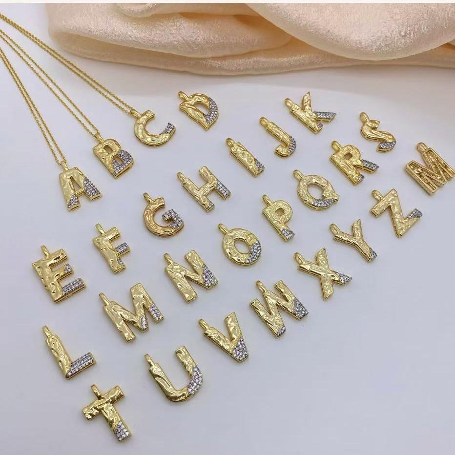 18K Gold Plated 26 Copper Letter English Pendant, DIY Jewelry Handmade Accessories DIY Gifts for Women (No Chain)