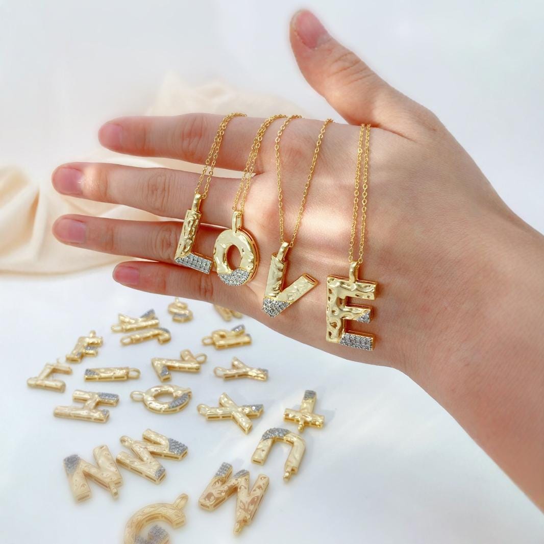 18K Gold Plated 26 Copper Letter English Pendant, DIY Jewelry Handmade Accessories DIY Gifts for Women (No Chain)