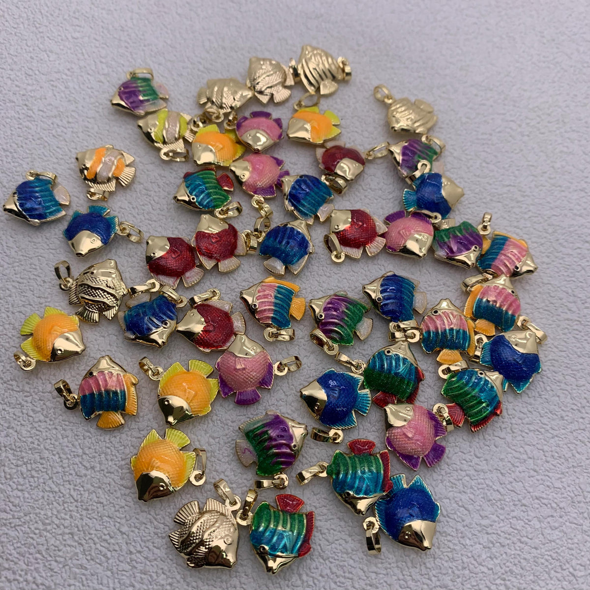 Enamel Seafish Charms Fish Shape Enamel Pendant 18K Gold Plated Beach Charm for DIY Necklace Making