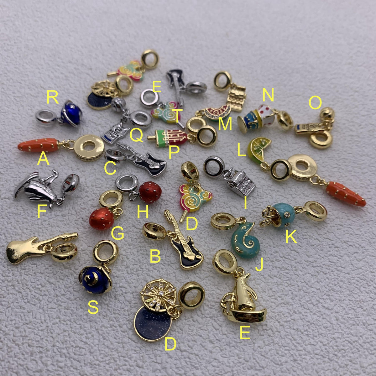 Enamel Carrot Pendant Charms Enamel Guitar Pendant for DIY Necklace Making