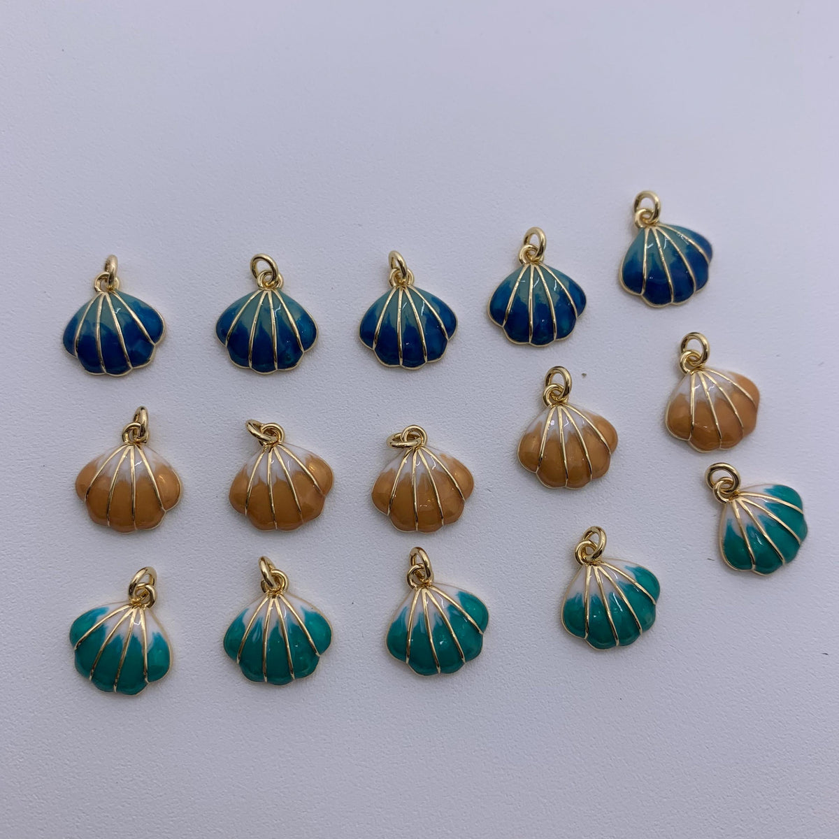 Enamel Seashell Pendant Gold Shell Charms Enamel Conch Shell Charm for Necklace Making