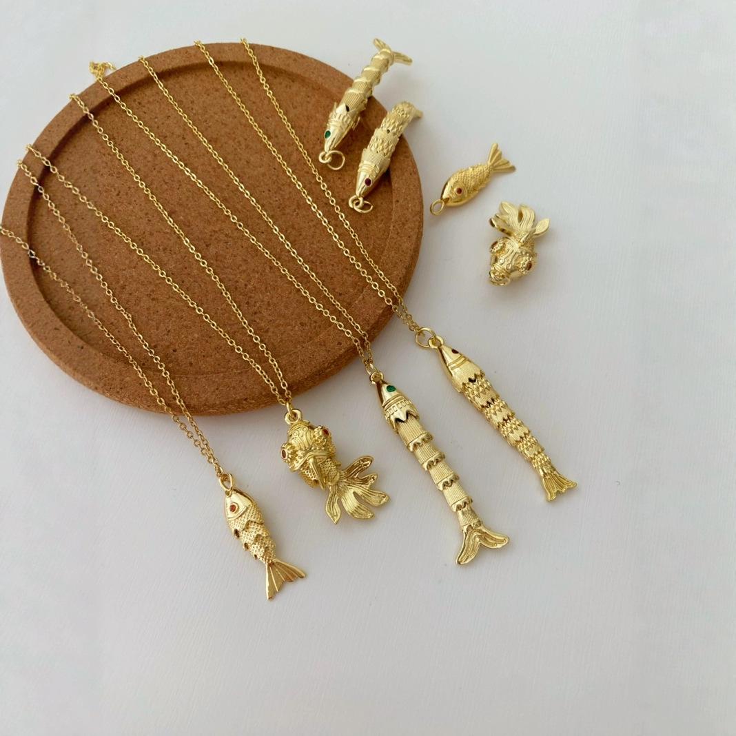 Brass Fish Pendant Fish Pendant Can Swing for DIY Necklace Making (No Chain)