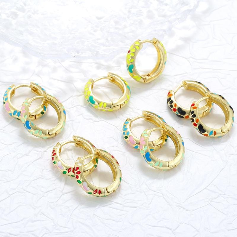 Enamel Colorful Flower & Butterfly Round Earrings, Sweet Dainty Floral Hoop Earrings for Women,Cute Daily Jewelry Gift 1 Pair